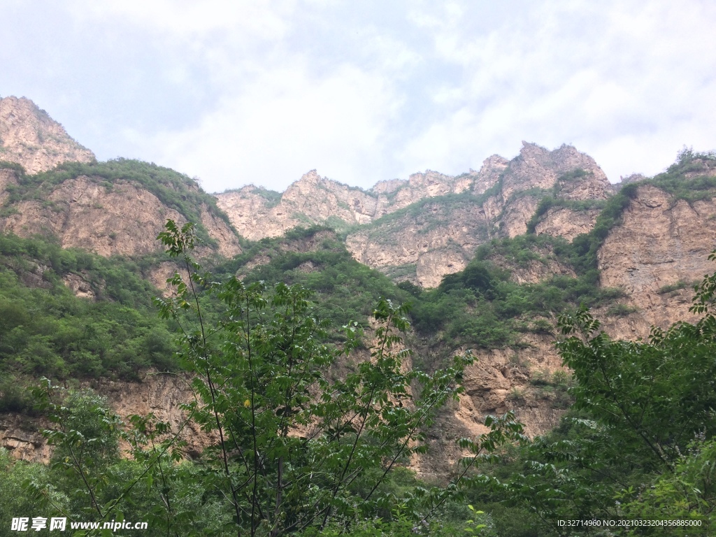 山峦