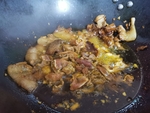 大锅炒肉