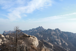 山峰蓝天