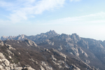 山峰天空