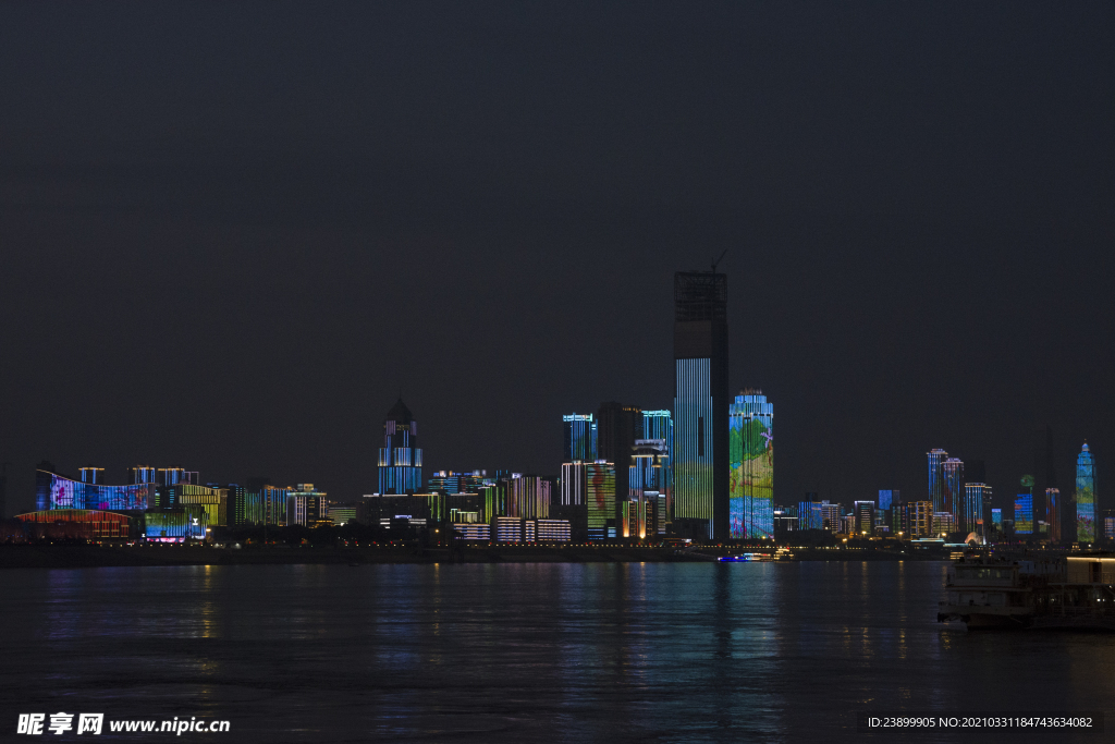 武汉长江夜景