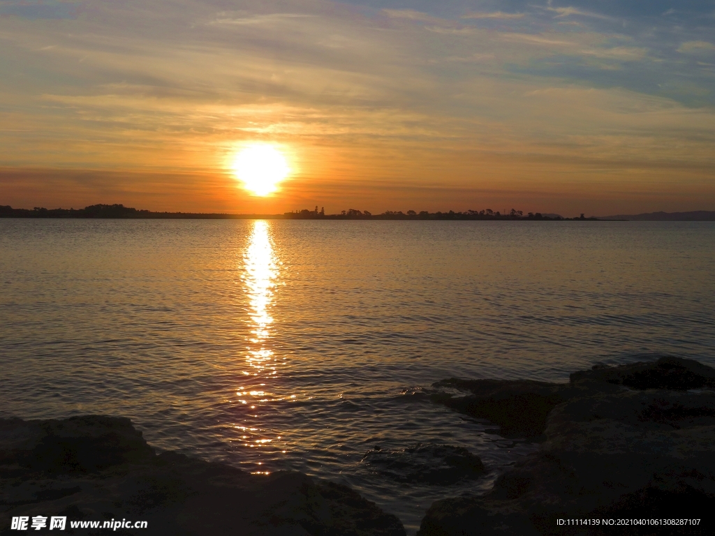 奥克兰海滨夕阳风光