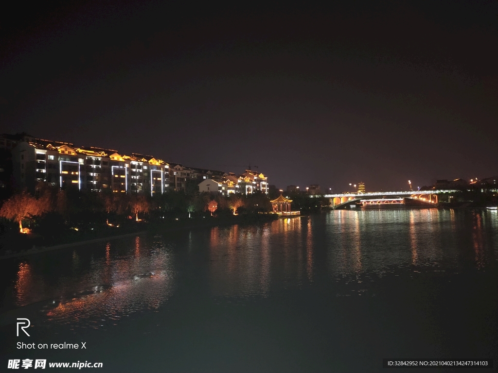 天空白云延时青州南阳湖夏日风景_3840X2160_高清视频素材下载(编号:8179601)_实拍视频_光厂(VJ师网) www.vjshi.com