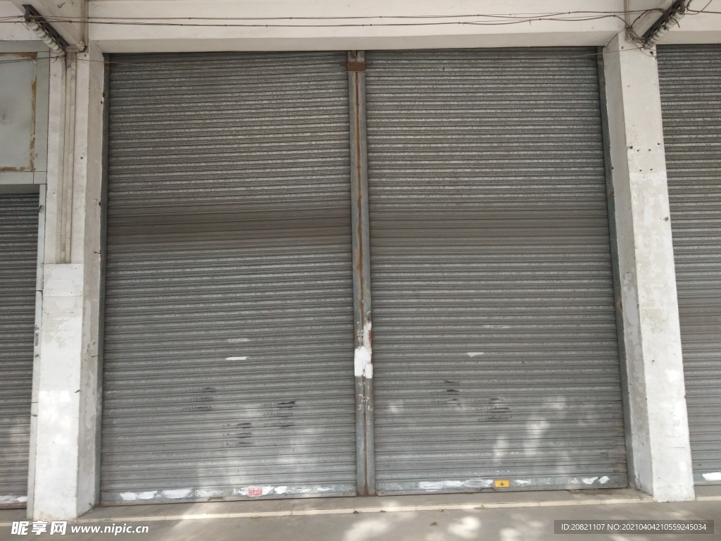 铁门
