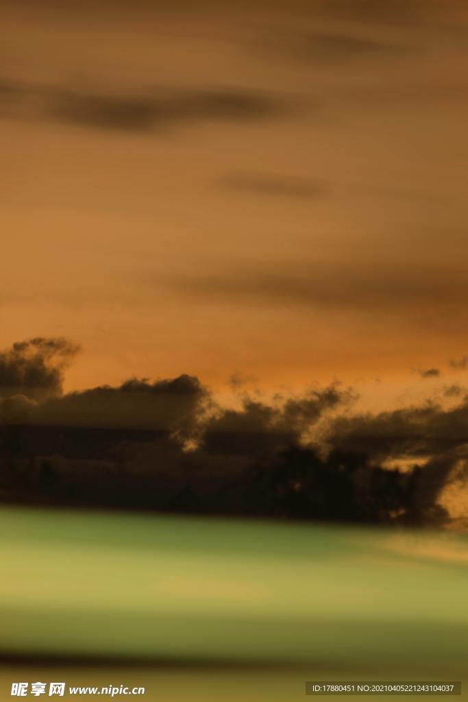 天空