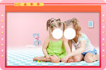 粉色海报女孩子玩玩具电视框