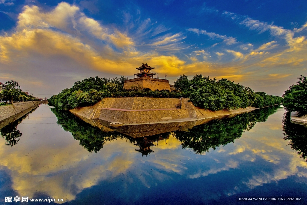 美丽的护城河风景