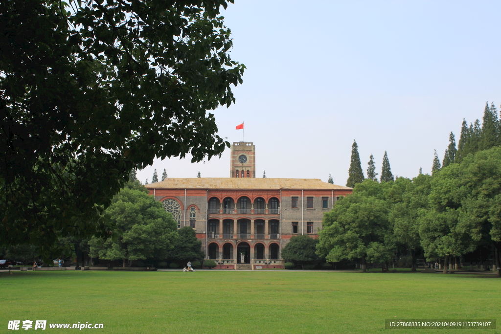 苏州大学草坪