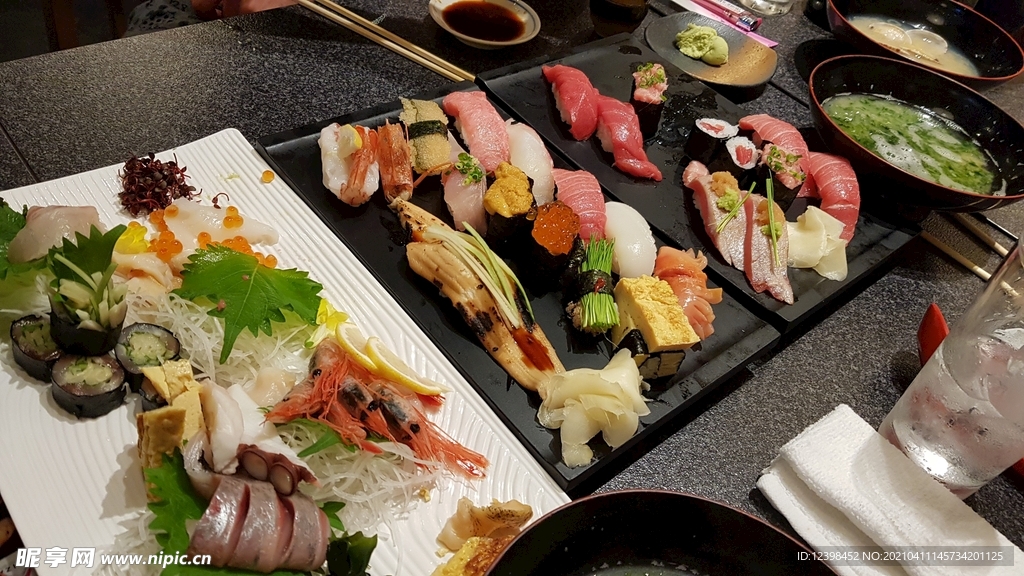精致的寿司美食摄影