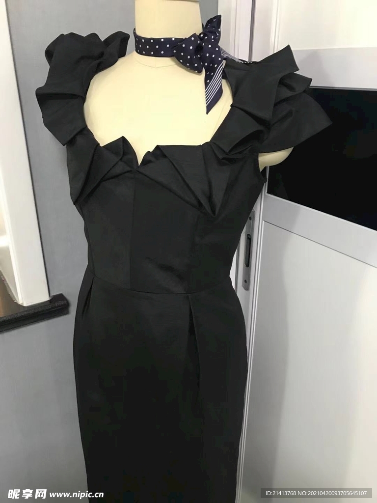 精品服饰穿搭