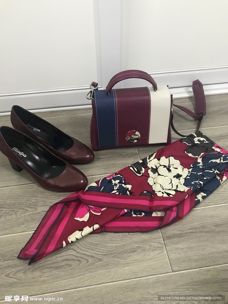 精品服饰穿搭