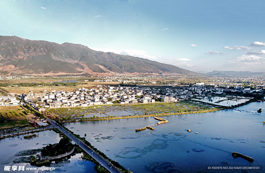 鹤庆草海湿地