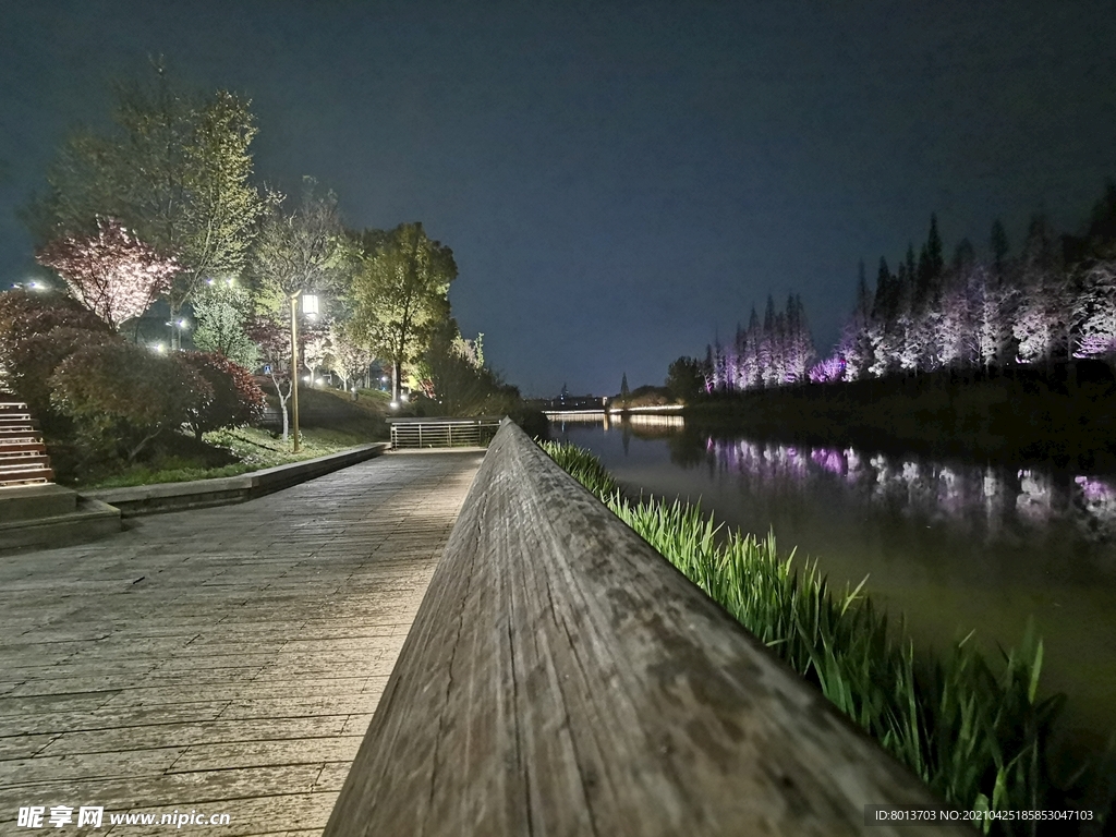 泰州凤城河灯光夜景