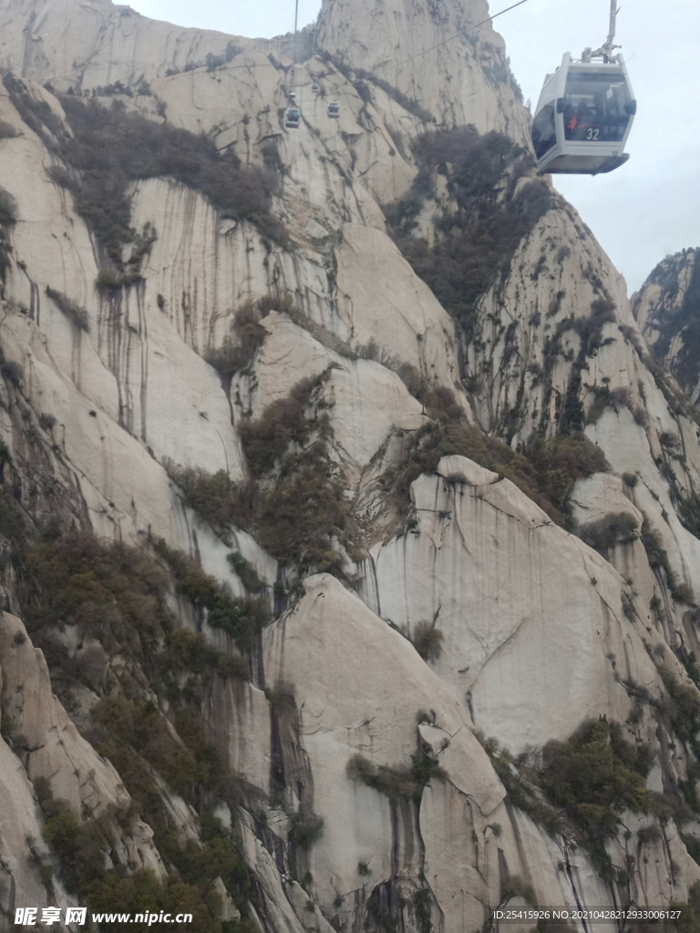 华山