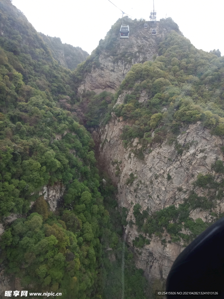 华山