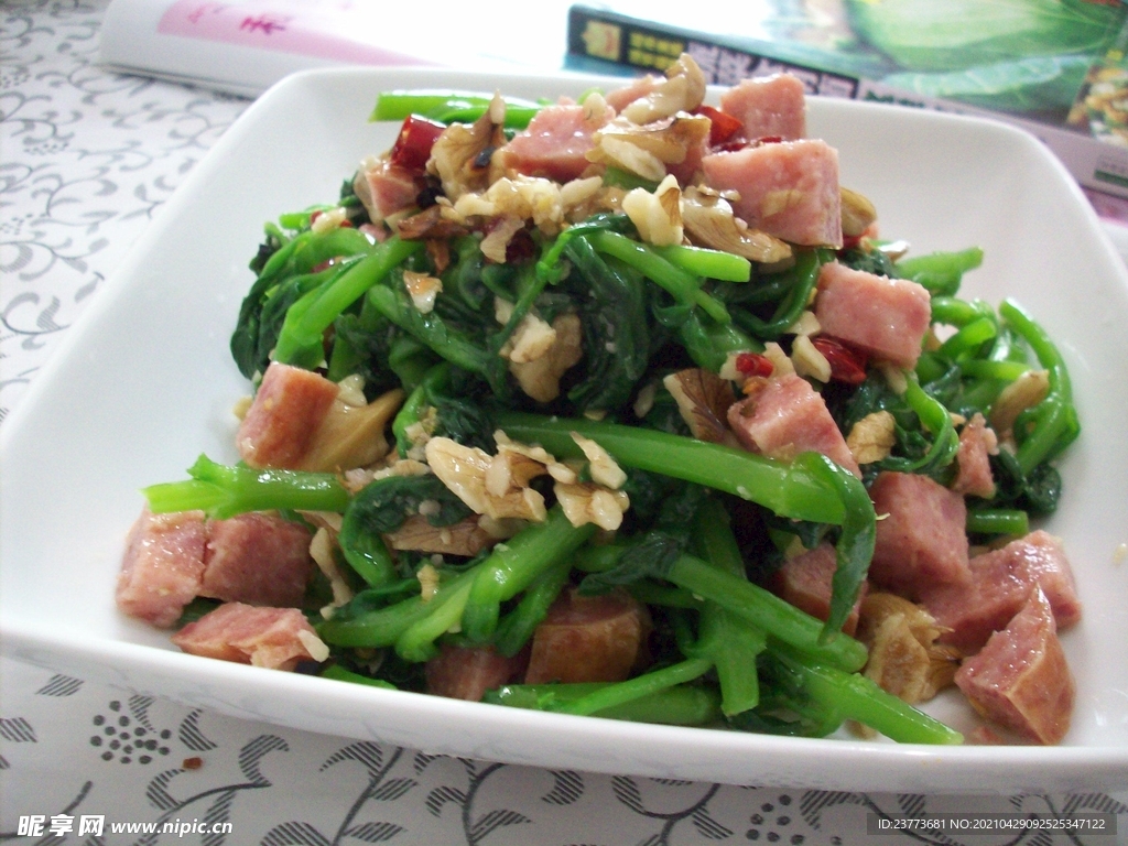 青菜炒香肠