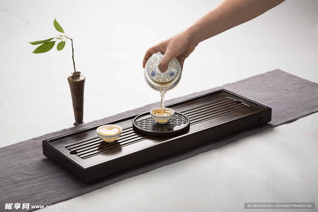 倒茶场景拍摄