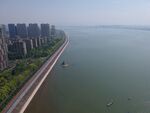 沿江橡胶跑道沿江住宅