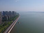 沿江橡胶跑道沿江住宅