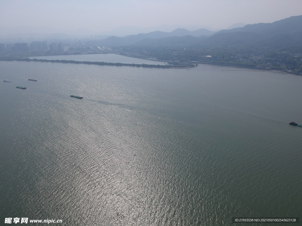 航拍鸟瞰水海水高光江面河面