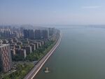 沿江橡胶跑道沿江住宅