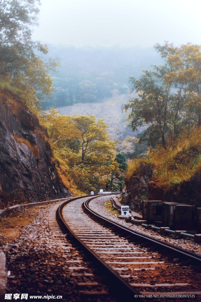 铁路             