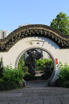 中式庭院月亮门