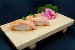 火炙三文鱼腩寿司