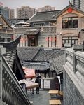 东门市井