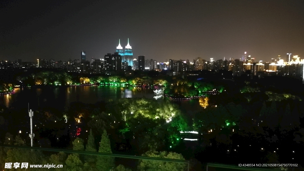 上海长风公园夜景