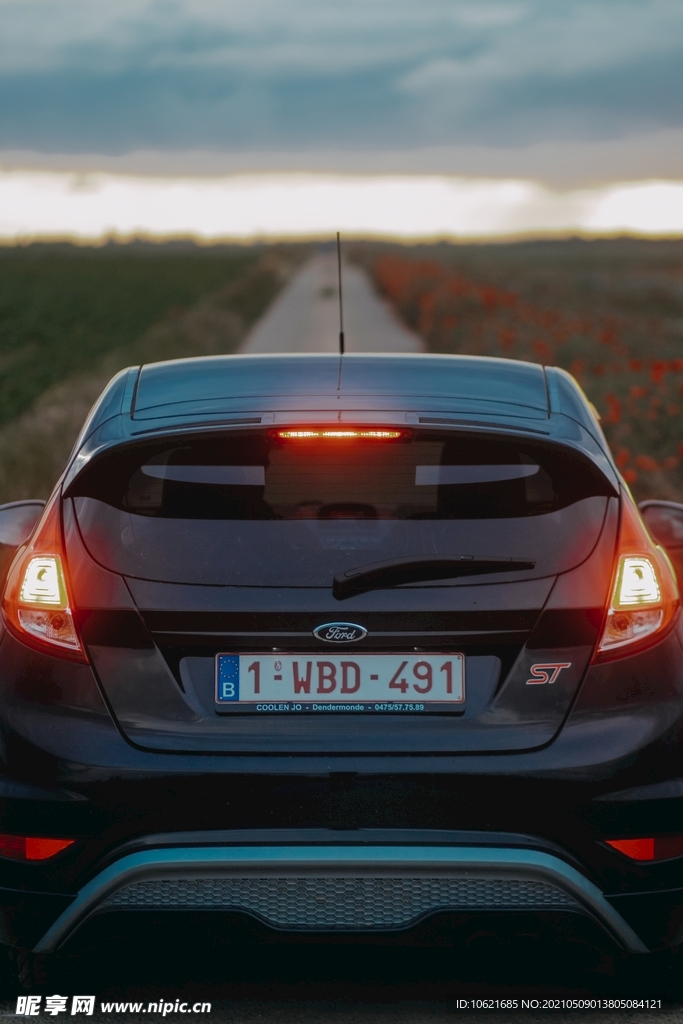 汽车             