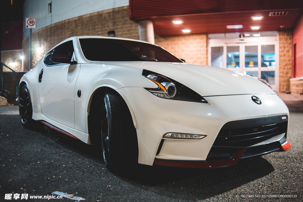 汽车             