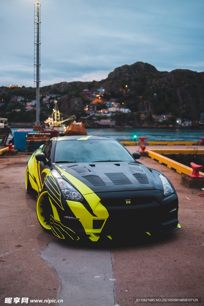 汽车             