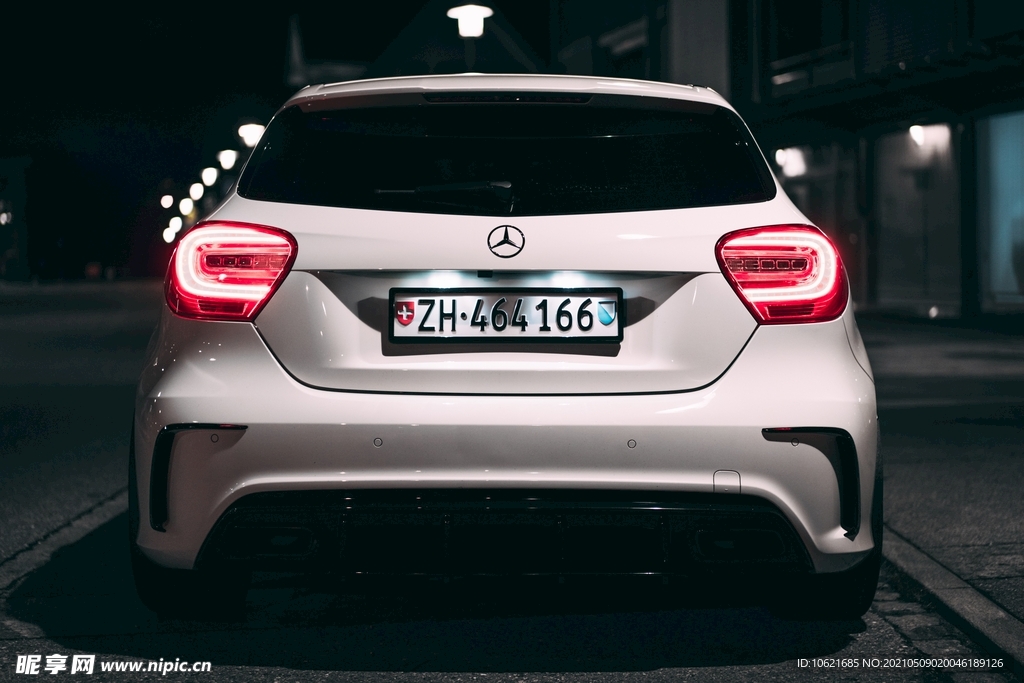 汽车             