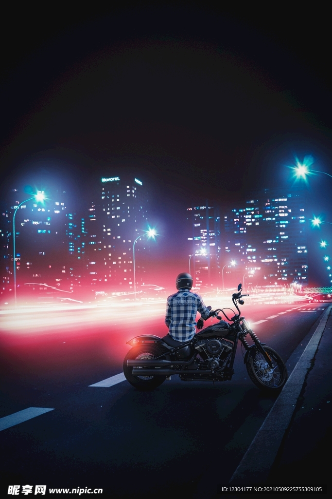 摩托车 