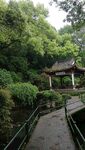 西湖天下景凉亭