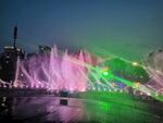 音乐喷泉夜景绿色灯光
