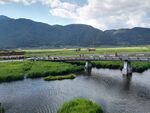远山小桥和小湖