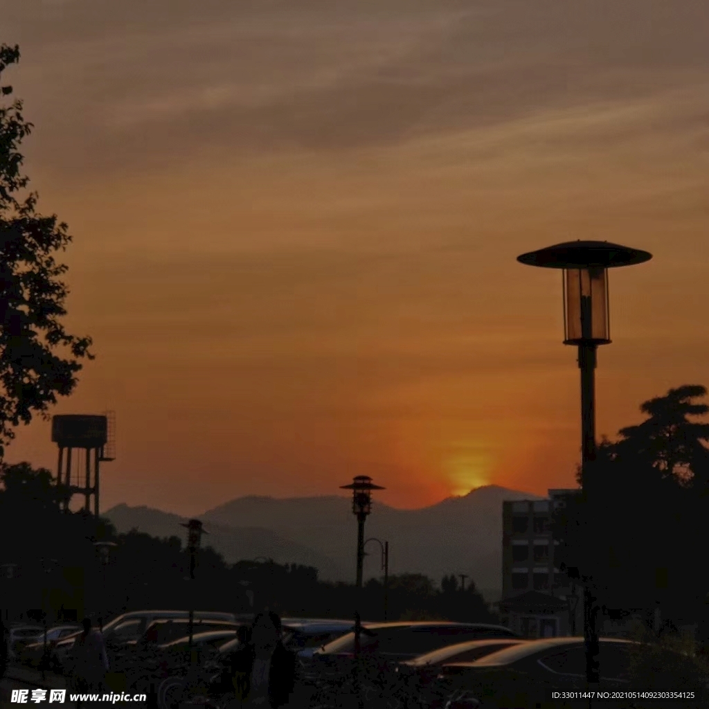 黄昏