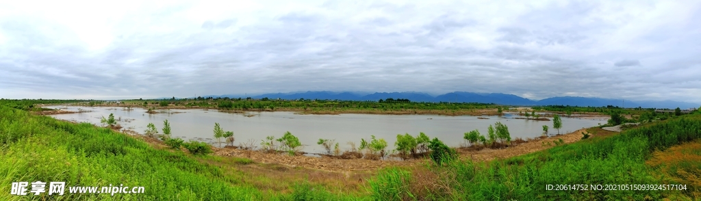 美丽的河道风景