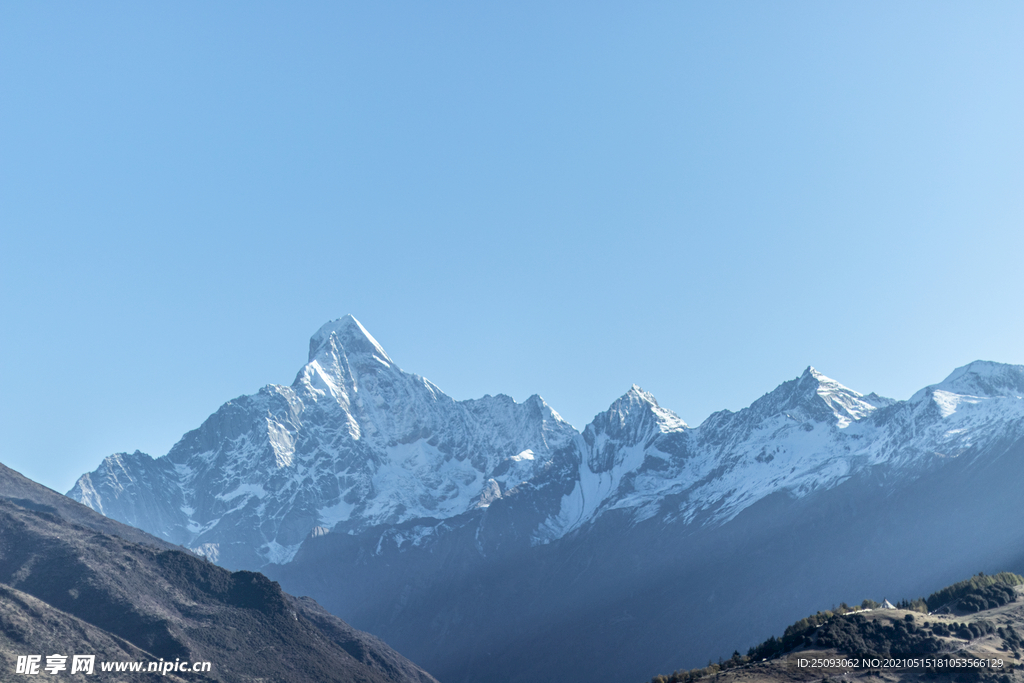 四姑娘山