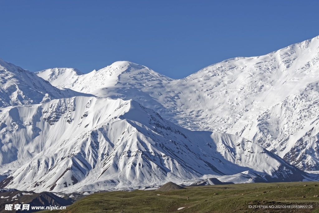 雪山 山峰