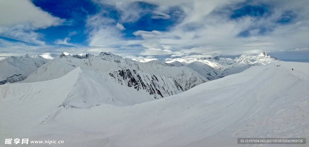 雪山