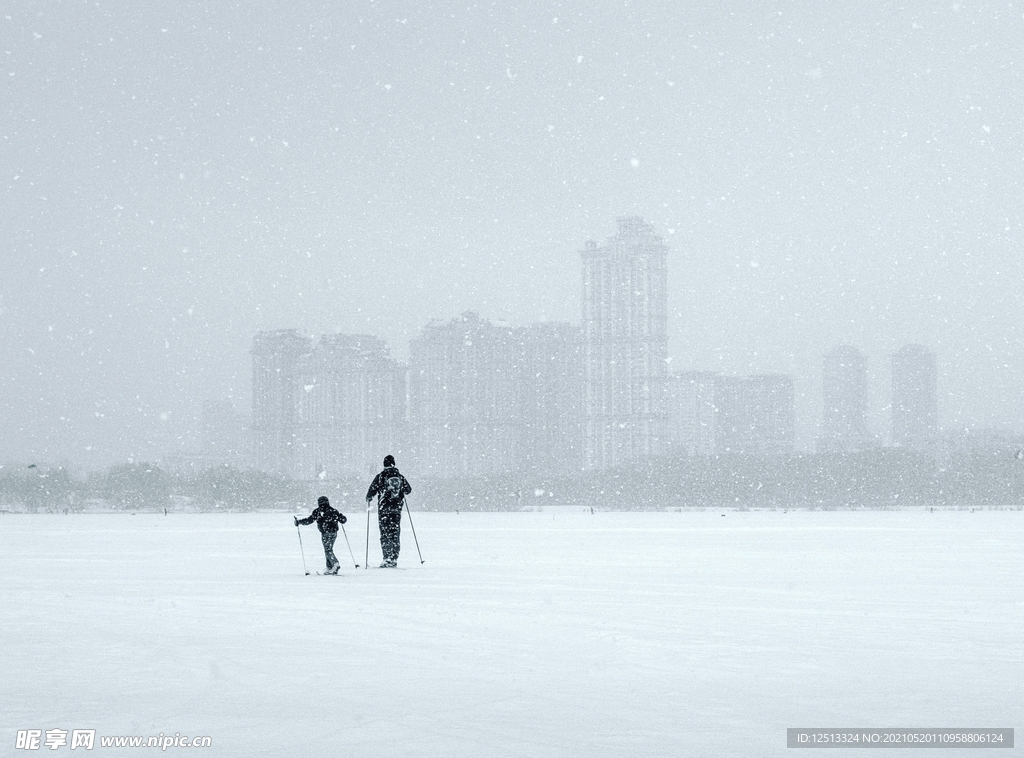 滑雪