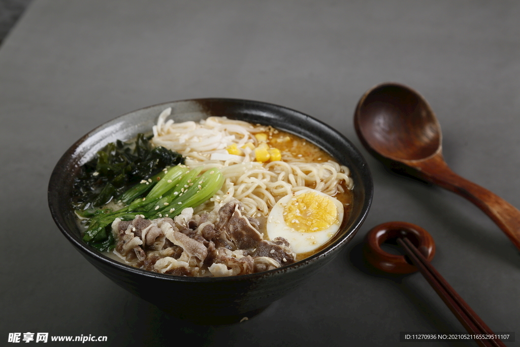 牛肉拉面
