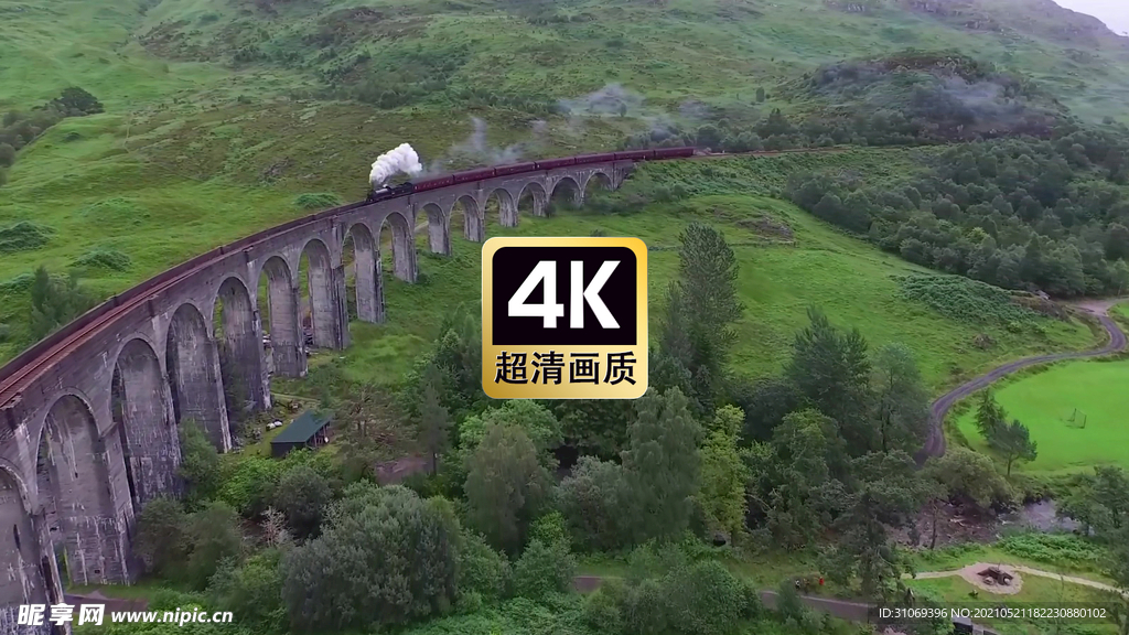 旅拍素材高速火车经过山间大桥