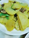 土豆炒肉