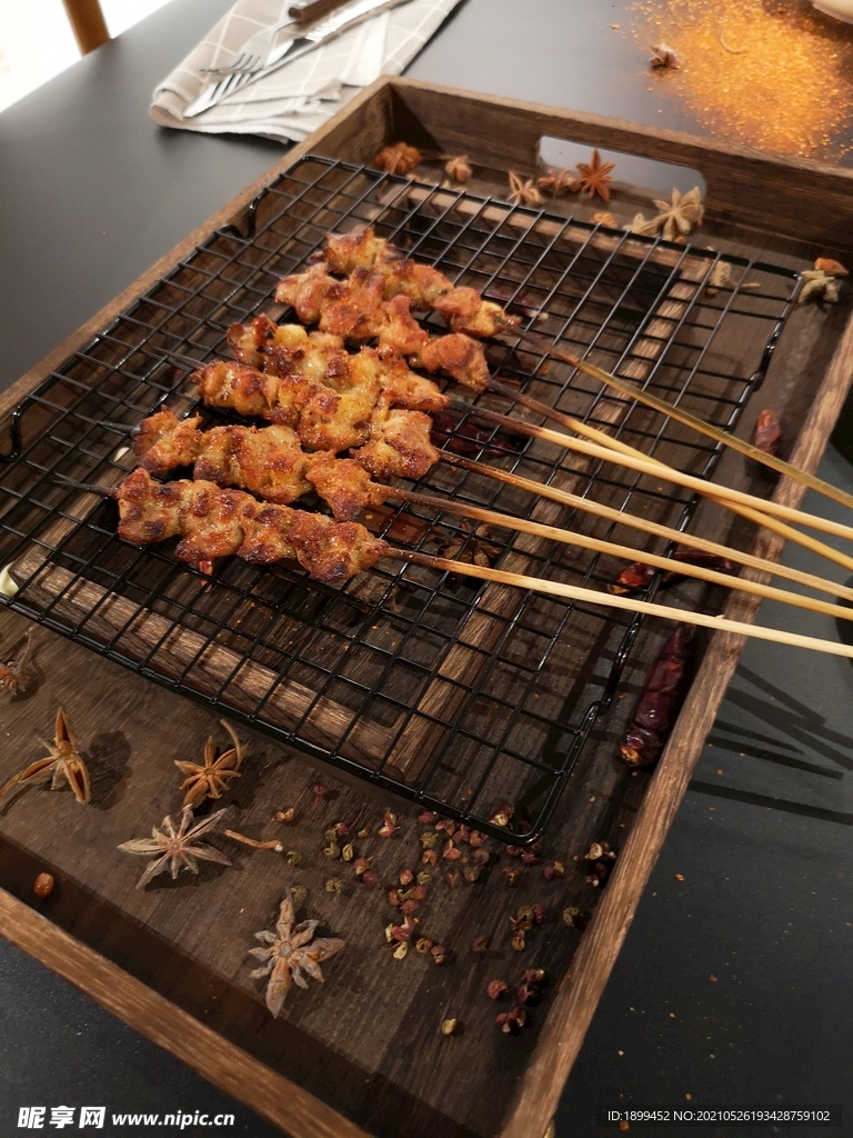 烧烤羊肉串