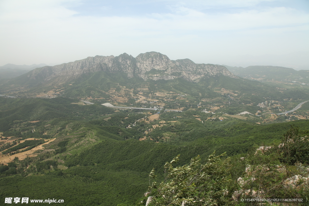 蜜腊山全景