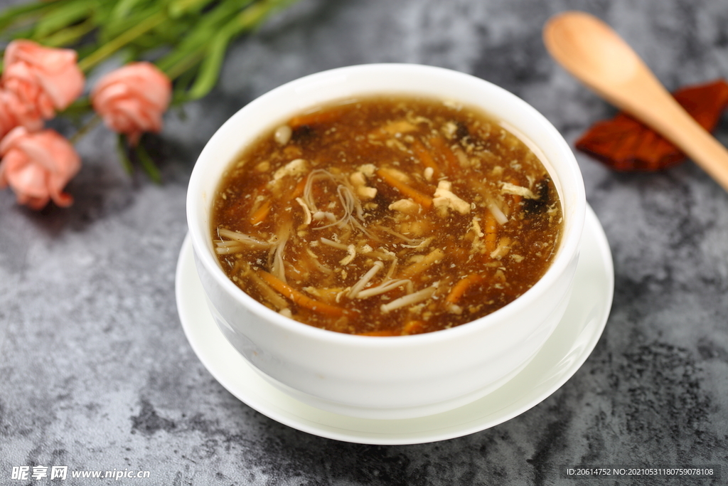 美食酸辣汤